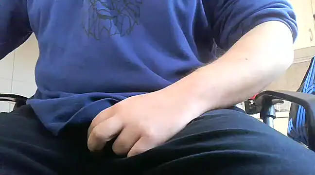 Snapshot of patrasdick94 chatting on 03-16-25, 10:22 patrasdick94 online show from 03-16-25, 10:22