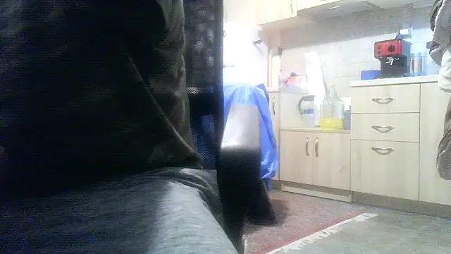 Snapshot of patrasdick94 chatting on 11-25-25, 11:21 patrasdick94 online show from 11-25-25, 11:21