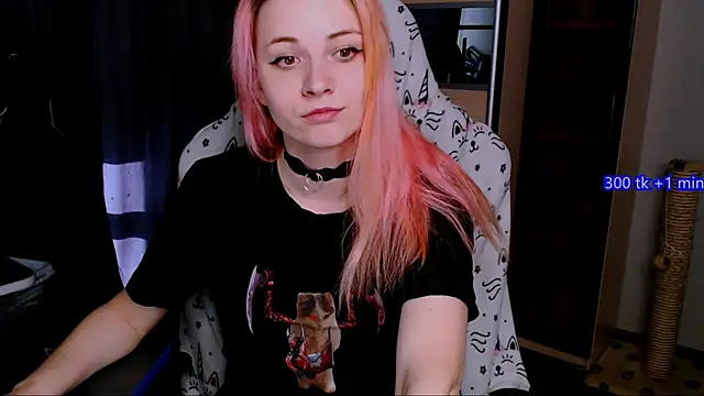 Snapshot of Elfo-s_dreams chatting on 03-20-25, 04:40 Elfo-s dreams online show from 03-20-25, 04:40