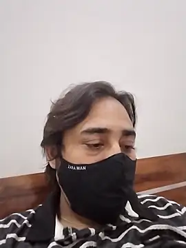 Snapshot of sunnyrockindia chatting on 11-15-25, 03:52 sunnyrockindia online show from 11-15-25, 03:52