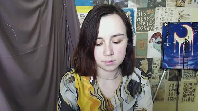 VeryVeryVeryShy  online show from 03-05-25, 09:49