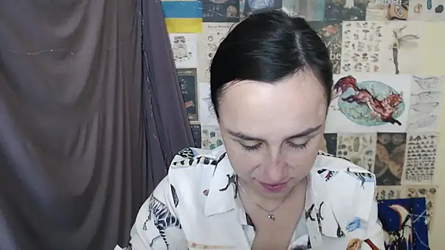 VeryVeryVeryShy  online show from 09-11-25, 05:40