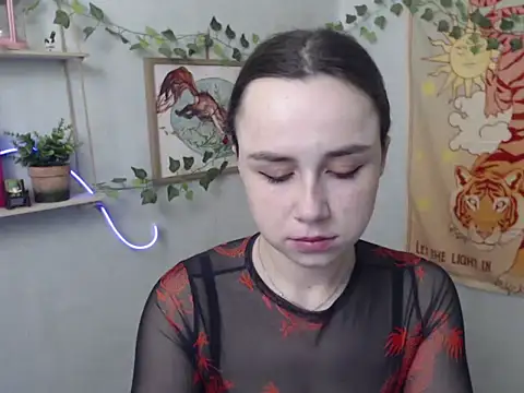 VeryVeryVeryShy  online show from 04-23-26, 05:52