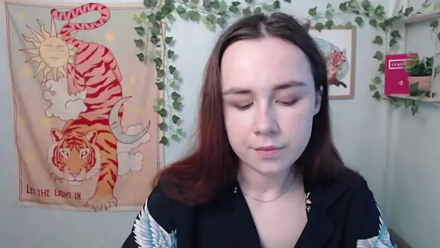 VeryVeryVeryShy  online show from 06-08-26, 05:30