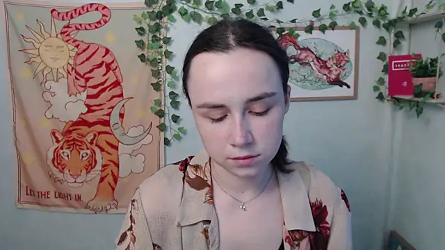 VeryVeryVeryShy  online show from 06-19-26, 05:34