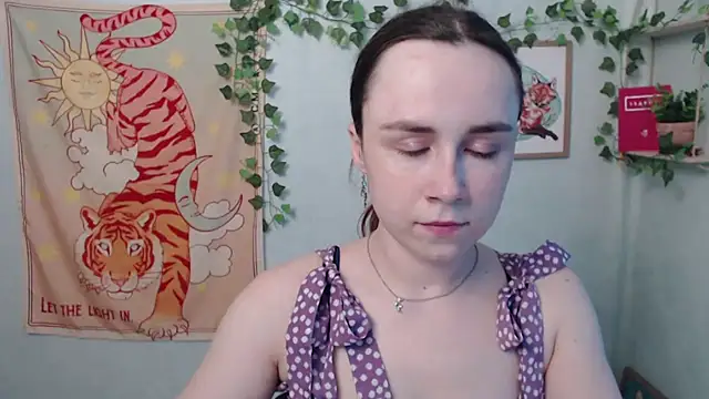 VeryVeryVeryShy  online show from 06-22-26, 05:48