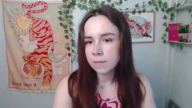 VeryVeryVeryShy  online show from 06-27-26, 05:45