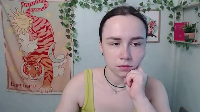 VeryVeryVeryShy  online show from 07-03-26, 05:36