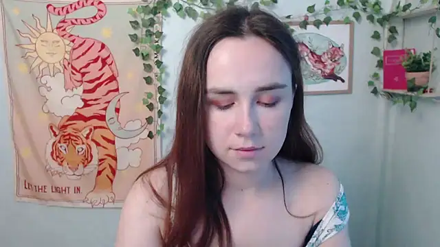 VeryVeryVeryShy  online show from 07-07-26, 07:23