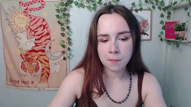 VeryVeryVeryShy  online show from 07-11-26, 05:43