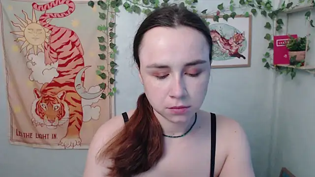 VeryVeryVeryShy  online show from 07-15-26, 05:45