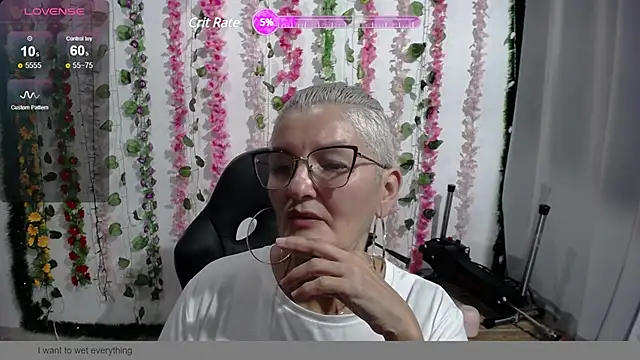 Snapshot of bety-cum2 chatting on 01-02-25, 11:06 bety-cum2 online show from 01-02-25, 11:06