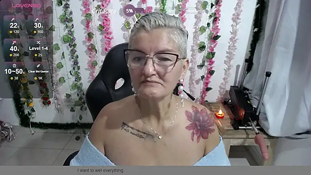 Snapshot of bety-cum2 chatting on 01-05-25, 11:15 bety-cum2 online show from 01-05-25, 11:15