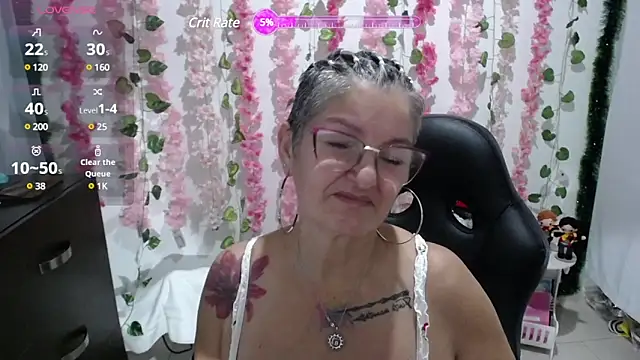 Snapshot of bety-cum2 chatting on 03-12-25, 11:20 bety-cum2 online show from 03-12-25, 11:20