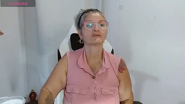 bety-cum2 online show from 04-29-26, 10:08