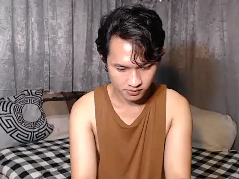 asiancuckyguy69 online show from 05-10-26, 06:35