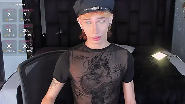 Snapshot of AndyWiilliams chatting on 11-17-25, 09:20 AndyWiilliams online show from 11-17-25, 09:20