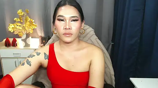 Ur Fantastic Lina online show from 01-23-25, 05:21