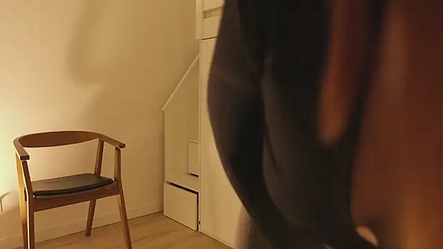 Snapshot of hee_jeen chatting on 12-15-24, 01:54 hee jeen online show from 12-15-24, 01:54