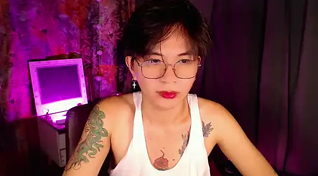 Snapshot of Sexy_Handsome_Drex chatting on 12-29-24, 07:28 Sexy Handsome Drex online show from 12-29-24, 07:28