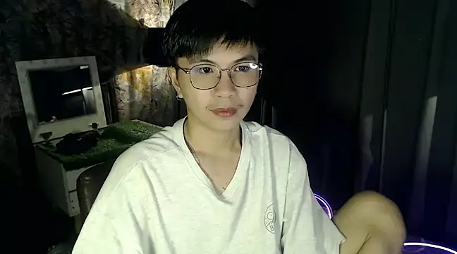 Snapshot of Sexy_Handsome_Drex chatting on 02-12-25, 08:16 Sexy Handsome Drex online show from 02-12-25, 08:16