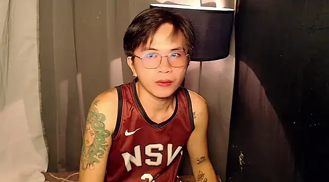 Snapshot of Sexy_Handsome_Drex chatting on 03-08-25, 10:32 Sexy Handsome Drex online show from 03-08-25, 10:32