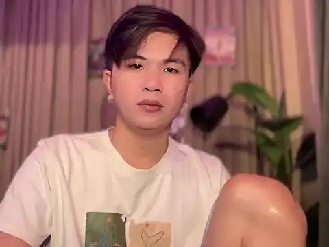 Snapshot of Sexy_Handsome_Drex chatting on 03-12-26, 07:58 Sexy Handsome Drex online show from 03-12-26, 07:58