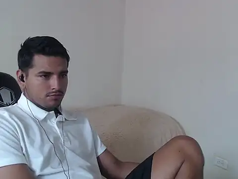 kylian 07 online show from 03-02-26, 05:31