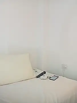 Snapshot of AgathaPember chatting on 11-21-25, 11:03 AgathaPember online show from 11-21-25, 11:03