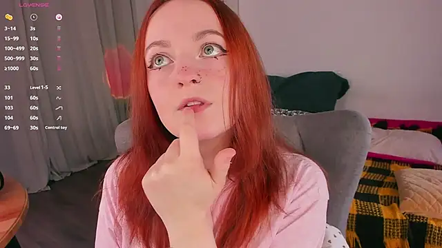 Snapshot of Alice_CutePerv chatting on 12-13-25, 10:15 Alice CutePerv online show from 12-13-25, 10:15