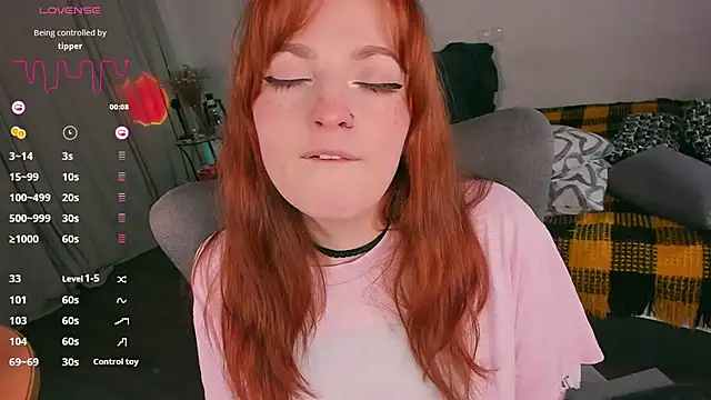 Snapshot of Alice_CutePerv chatting on 02-26-26, 09:58 Alice CutePerv online show from 02-26-26, 09:58