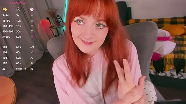 Snapshot of Alice_CutePerv chatting on 03-12-26, 08:48 Alice CutePerv online show from 03-12-26, 08:48