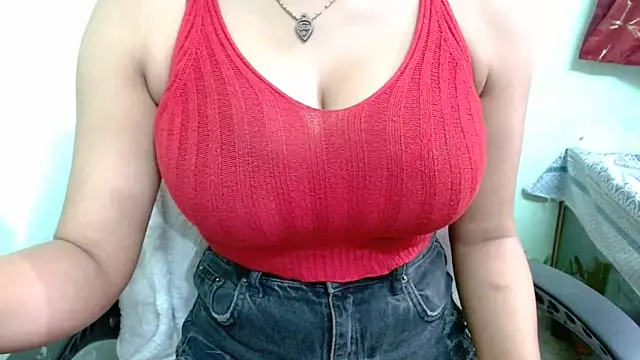 sweet-alia online show from 10-06-25, 01:19