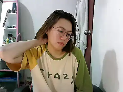 Snapshot of crizzybel chatting on 03-02-25, 03:45 crizzybel online show from 03-02-25, 03:45