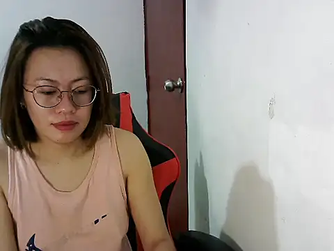 Snapshot of crizzybel chatting on 03-03-25, 11:56 crizzybel online show from 03-03-25, 11:56