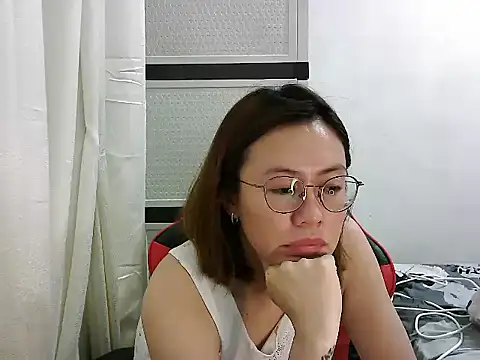 Snapshot of crizzybel chatting on 03-07-25, 06:13 crizzybel online show from 03-07-25, 06:13