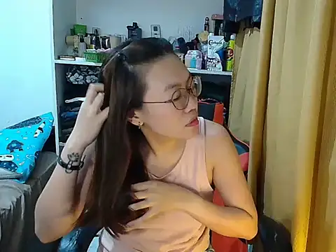 Snapshot of crizzybel chatting on 02-20-26, 05:13 crizzybel online show from 02-20-26, 05:13