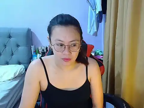 crizzybel online show from 06-11-26, 08:18