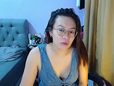 crizzybel online show from 06-17-26, 09:05