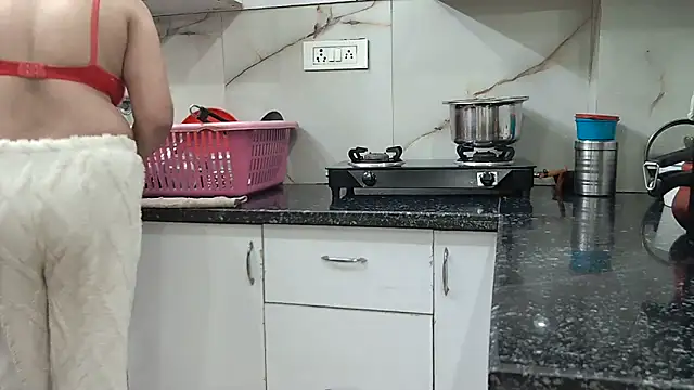 Zoya Varma004 online show from 03-02-25, 05:12