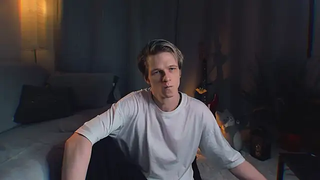 Breston Sweet online show from 04-29-26, 11:44