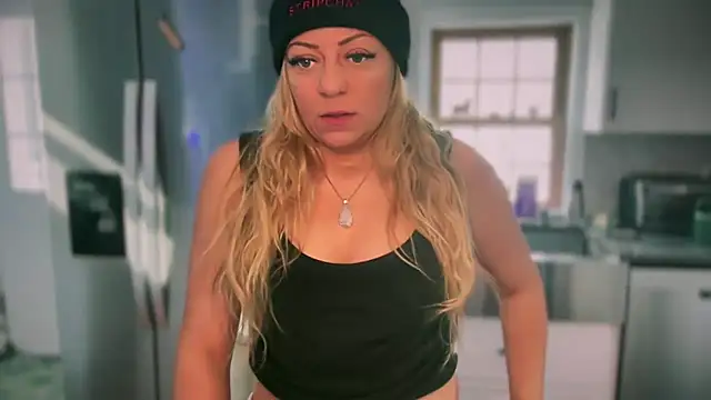 sage love online show from 02-11-26, 06:02