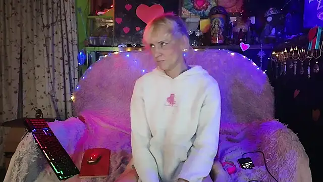 Snapshot of Alexa_Cosmic chatting on 03-16-25, 11:04 Alexa Cosmic online show from 03-16-25, 11:04