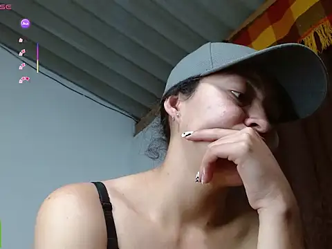 Olivia Bright online show from 05-27-26, 01:57