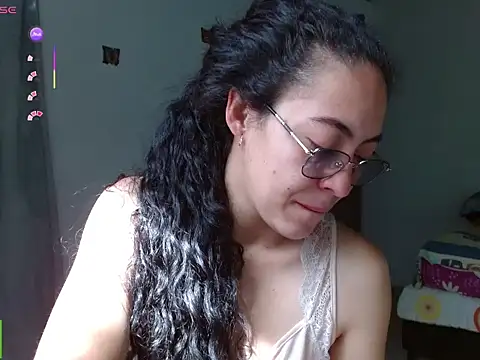 Olivia Bright online show from 08-02-26, 02:59