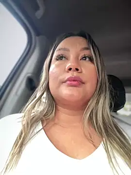 Snapshot of ValeryGrey chatting on 01-25-25, 04:35 ValeryGrey online show from 01-25-25, 04:35