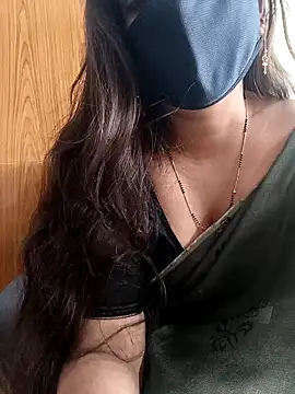 Snapshot of yoursana- chatting on 01-27-25, 05:47 yoursana- online show from 01-27-25, 05:47