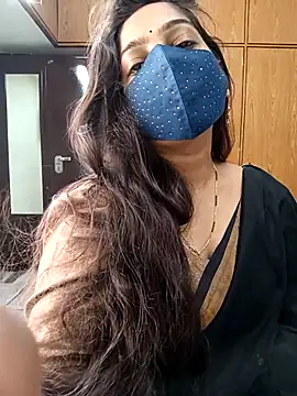 Snapshot of yoursana- chatting on 09-20-25, 04:46 yoursana- online show from 09-20-25, 04:46