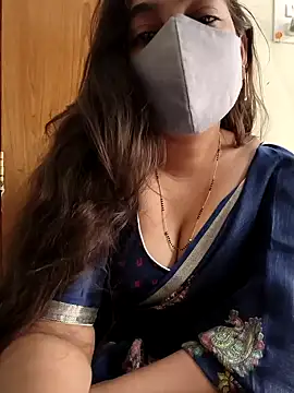 Snapshot of yoursana- chatting on 12-04-25, 05:28 yoursana- online show from 12-04-25, 05:28