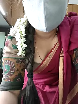 Snapshot of yoursana- chatting on 12-16-25, 04:06 yoursana- online show from 12-16-25, 04:06